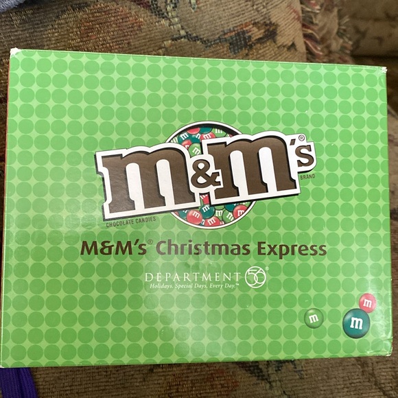 Department 56 M&M’s Christmas Express - Picture 2 of 7
